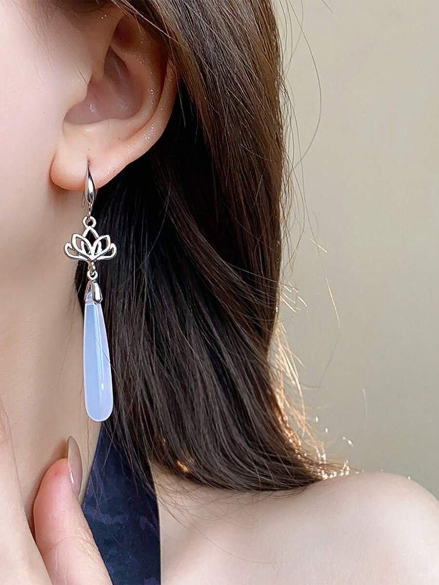 Ethnic Fashion Wear For Women - Elegant Chinese Style Lotus Teardrop Dangle