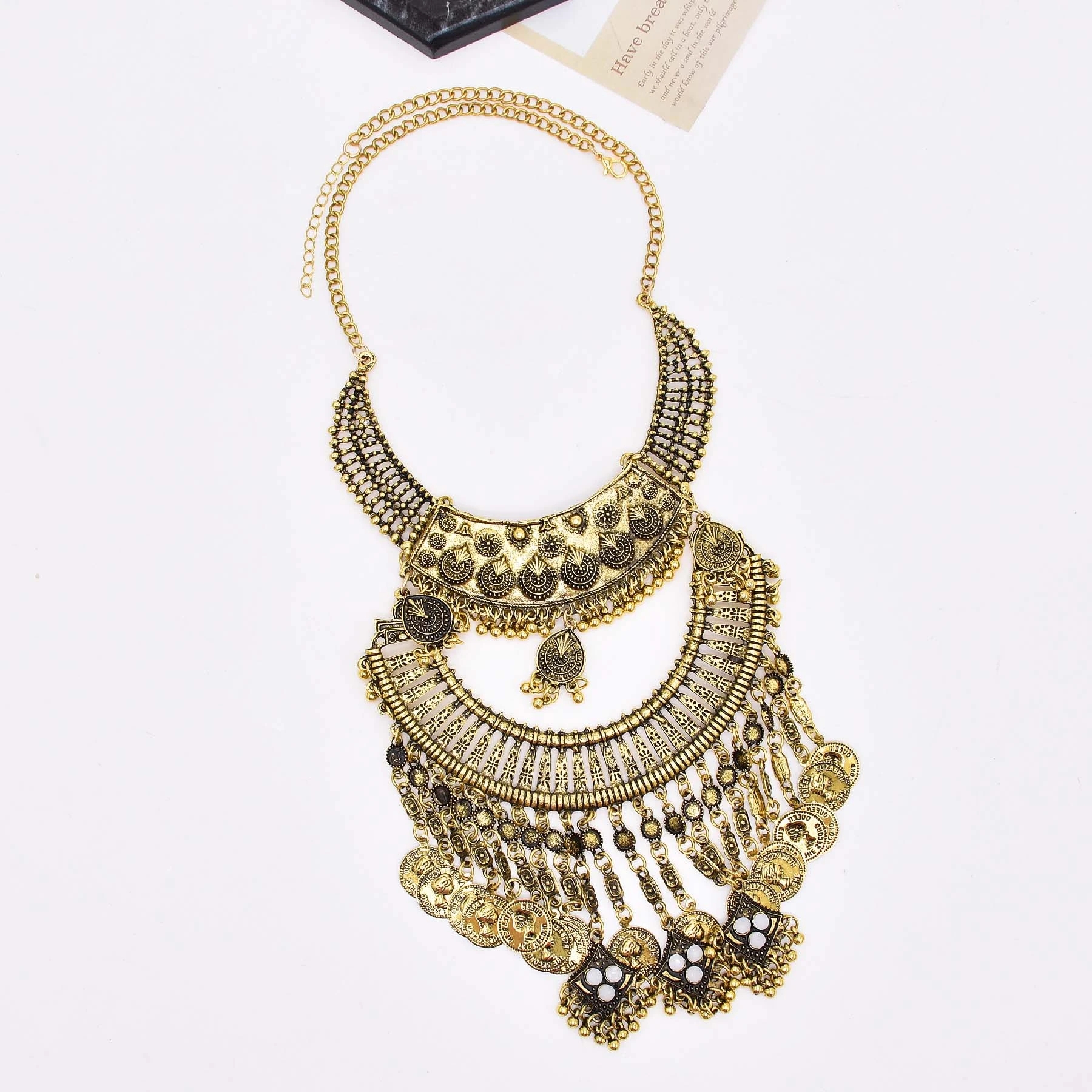 Retro Golden Gypsy Afghan Coin - Ethnic Fashion Pakistan recensie en prijs