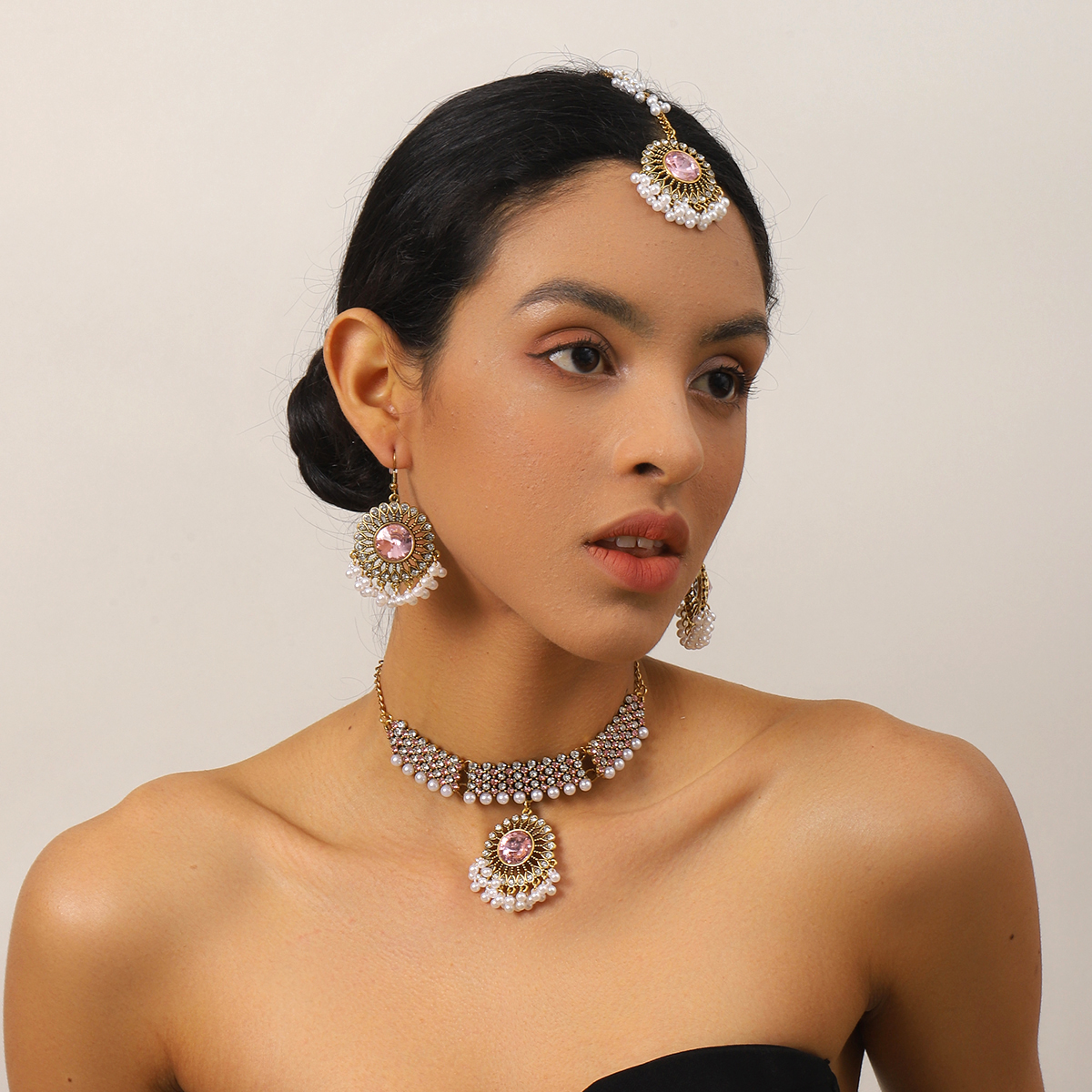 Luxury Gold Color Round Crysta - Ethnic Fashion Dubai recensie en prijs