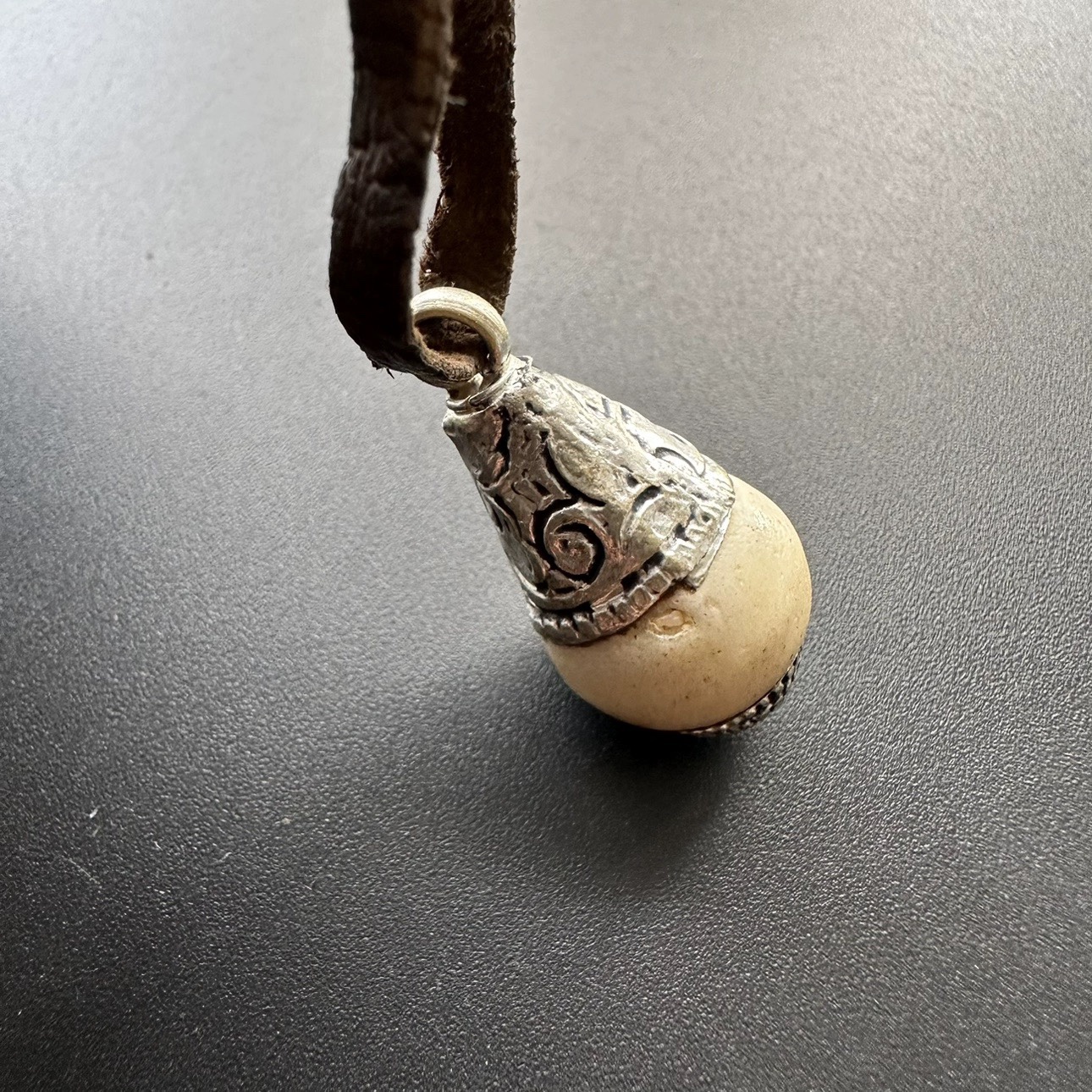 Handmade Tibetan Ethnic Cowbon - Ethnic Fashion World recensie en prijs